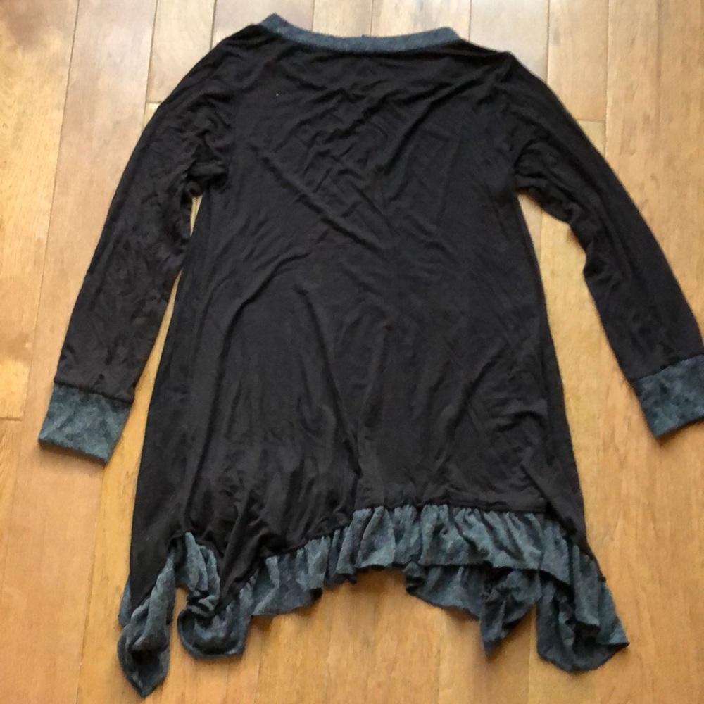 Yak n Yeti small black long sleeve top - Picture 4 of 4